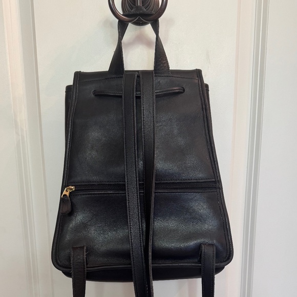Coach Vintage Black Leather Daypack No. 9791 - Picture 2 of 11